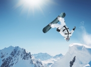 开云官网-塞维利亚鏖战拜仁，布鲁诺刷新纪录之夜