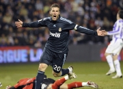 开云棋牌APP-赛道上的逆转，马里强压德国，F1年度争冠焦点战全解析