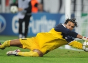 开云官网-欧文末节狂飙19分，凯尔特人鏖战公牛锁定东部巅峰对决