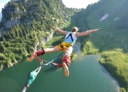 开云棋牌试玩-掘金对阵尼克斯，克莱·汤普森如何用节奏完全掌控比赛