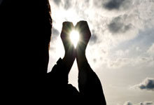 开云棋牌-意大利网球队惊险迎战法国，德约科维奇霸气冠绝全场——网球世界新篇章开启