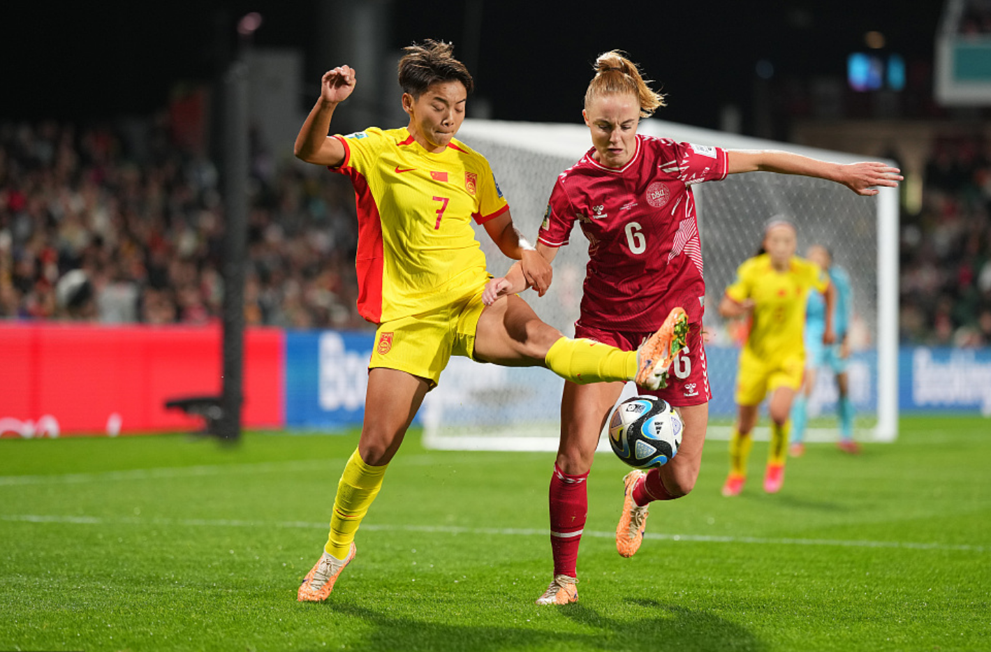 白俄罗斯队在女足赛事中展现出众实力