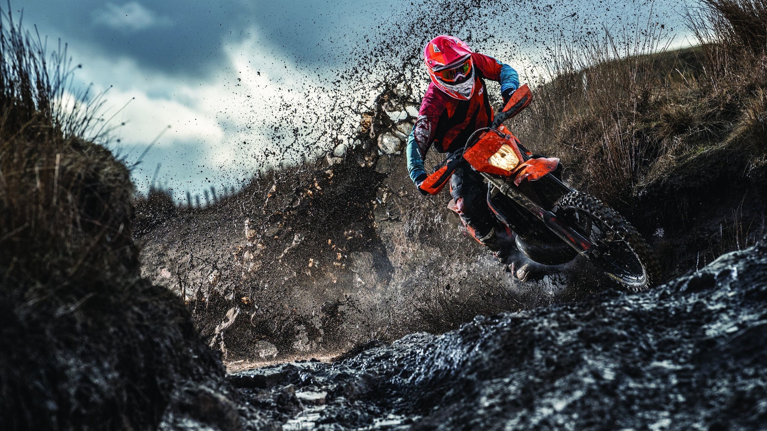 切特爆发点燃广厦生死战，跨联盟隐喻下的热火淬炼